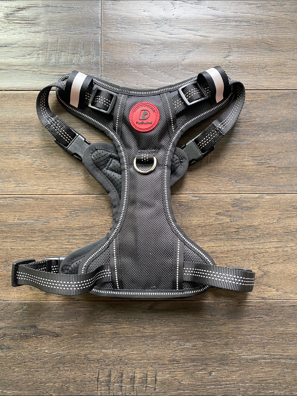 Pudiwind Black Dog Harness with Red Logo Accent Size Medium Padded